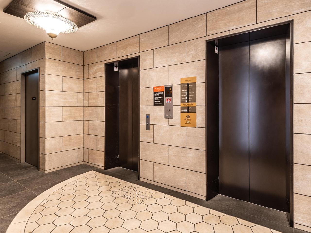 Apa Hotel Nambaminami Daikokucho Ekimae Osaca Exterior foto